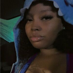 Meet your Posher, Nayesha